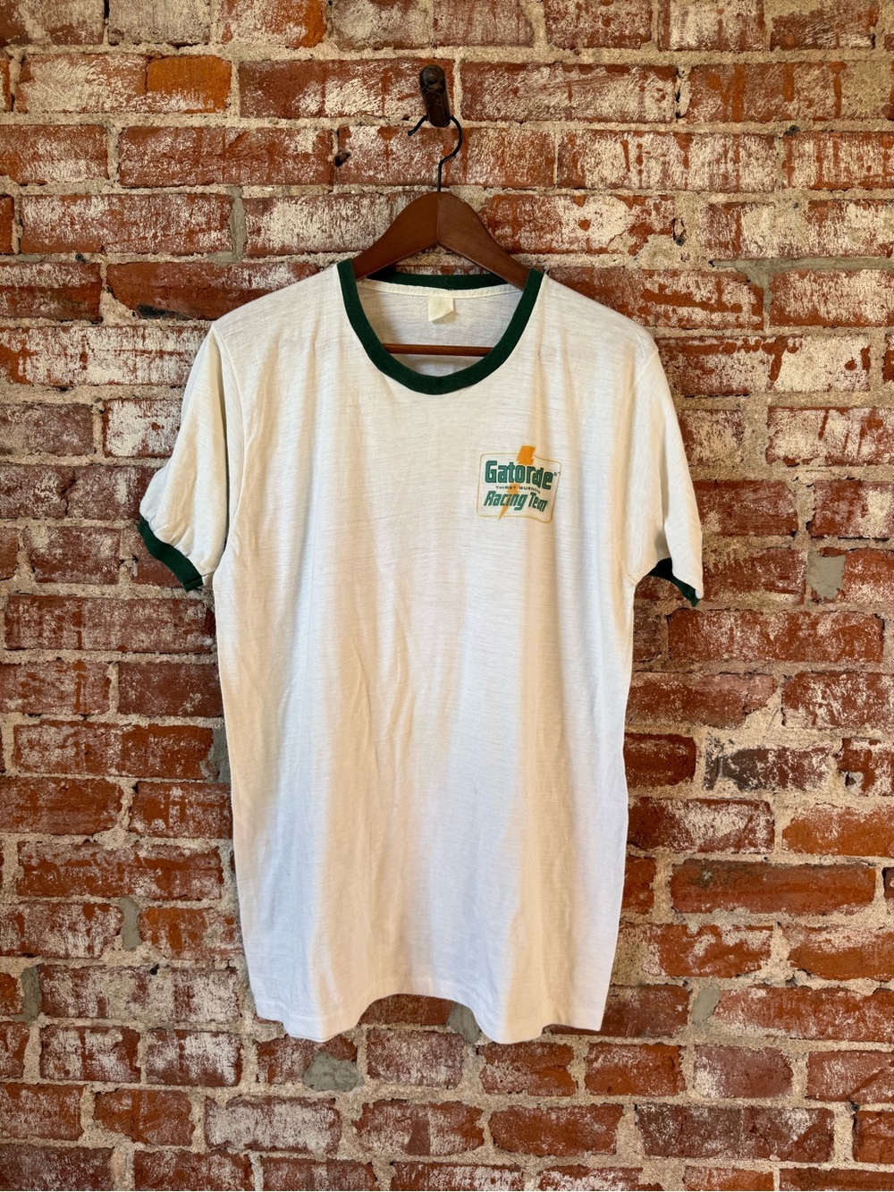 VINTAGE 1975  Gatorade Racing Team T Shirt Size Large Ringer